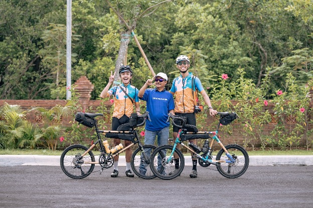 Perjalanan Bersepeda dimulai kembali dari Bali hingga Sumba sebagai Upaya Kolaboratif untuk Titik Nol Indonesia Menuju Nol Emisi Karbon