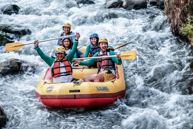 Mau Wisata Arung Jeram?  Ikuti Protokol Kesehatannya