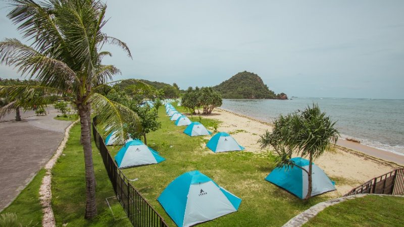 Bobobox dan EIGER Tawarkan Sensasi Camping di Mandalika